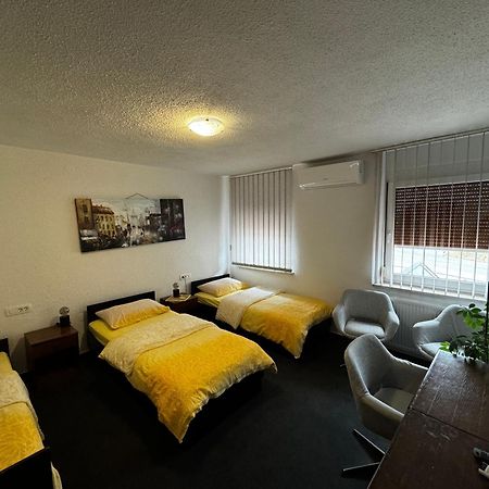Gostisce Pri Slavcu Hotel Sentjernej Ngoại thất bức ảnh